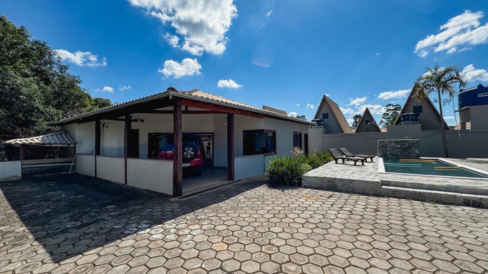 Holiday home Otima Casa Com Wi-fi E Piscina Em Mg Tiradentes
