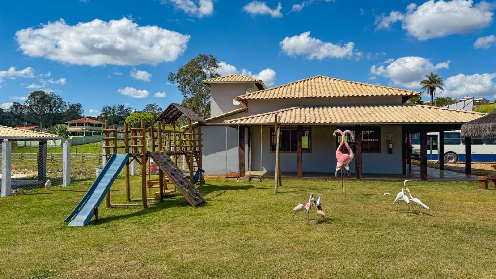 Holiday home Otima Casa Com Wi-fi E Piscina Em Mg Tiradentes