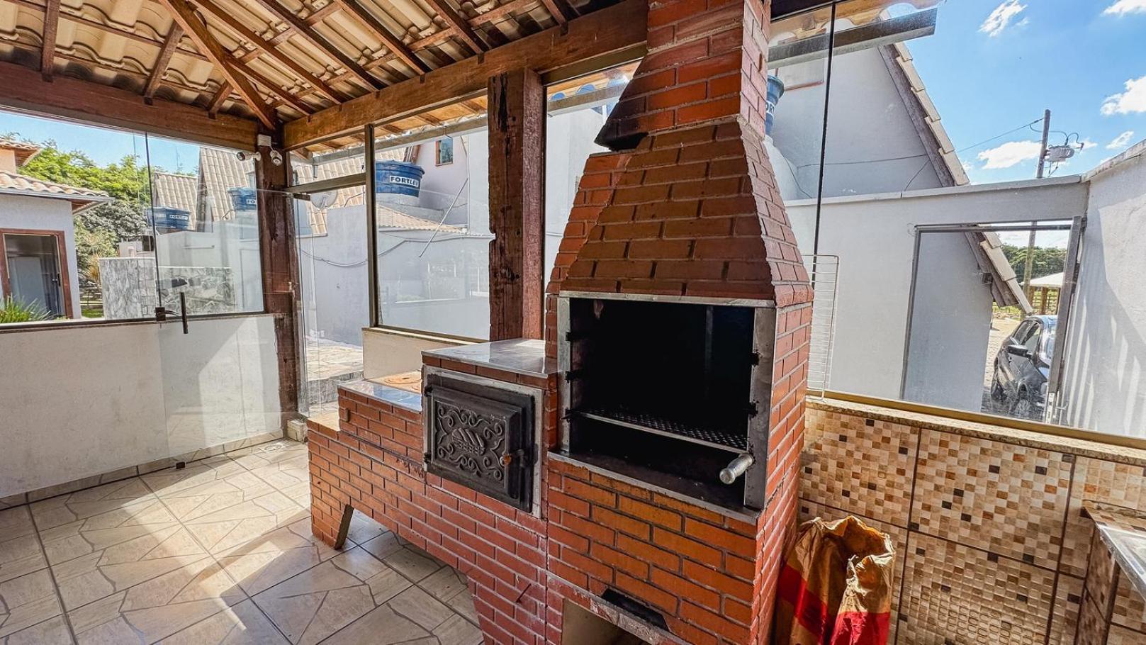 Otima Casa Com Wi-fi E Piscina Em Mg Holiday home
